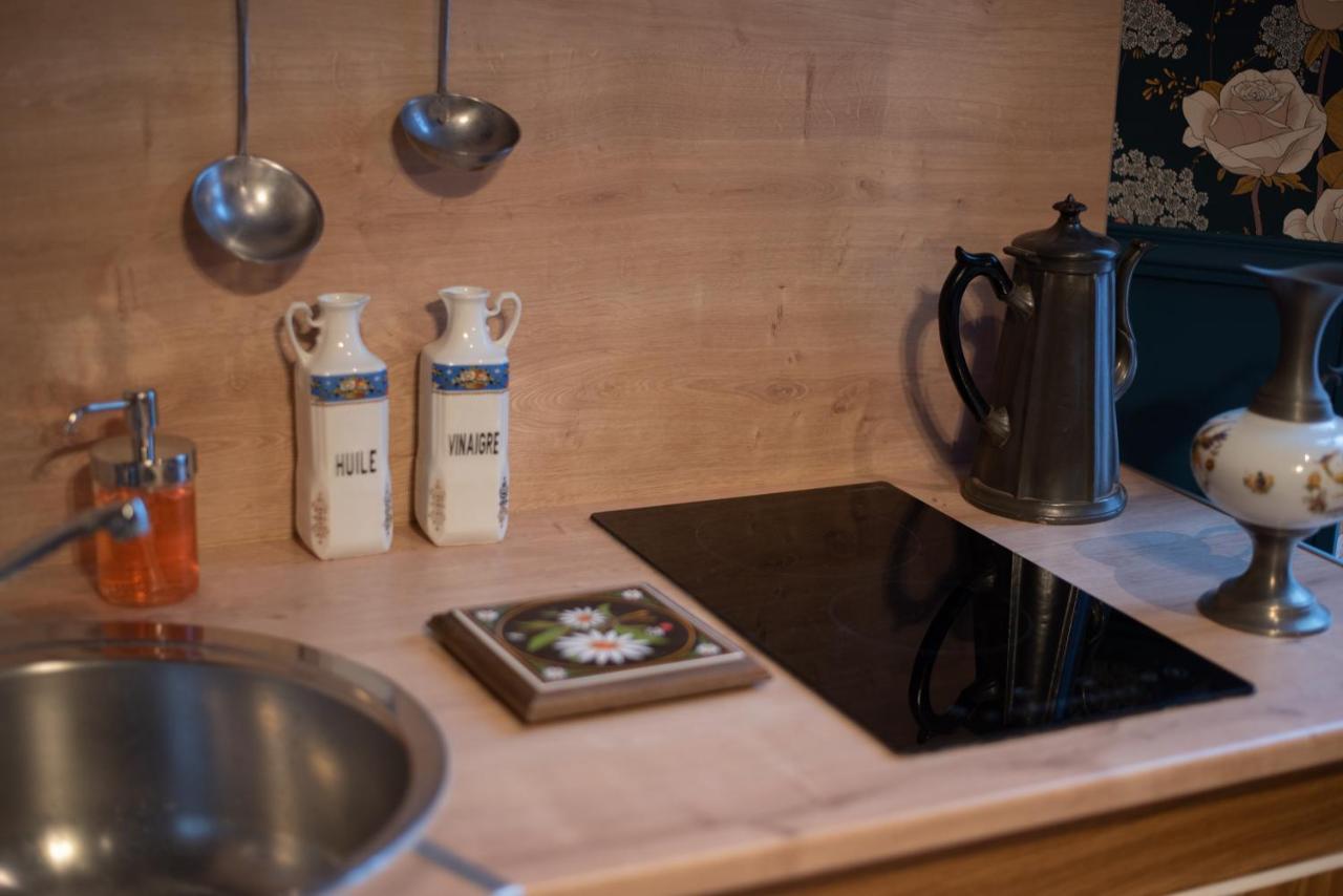 Appartamento Au Gentleman Cambrioleur Charleville-Mézières Esterno foto